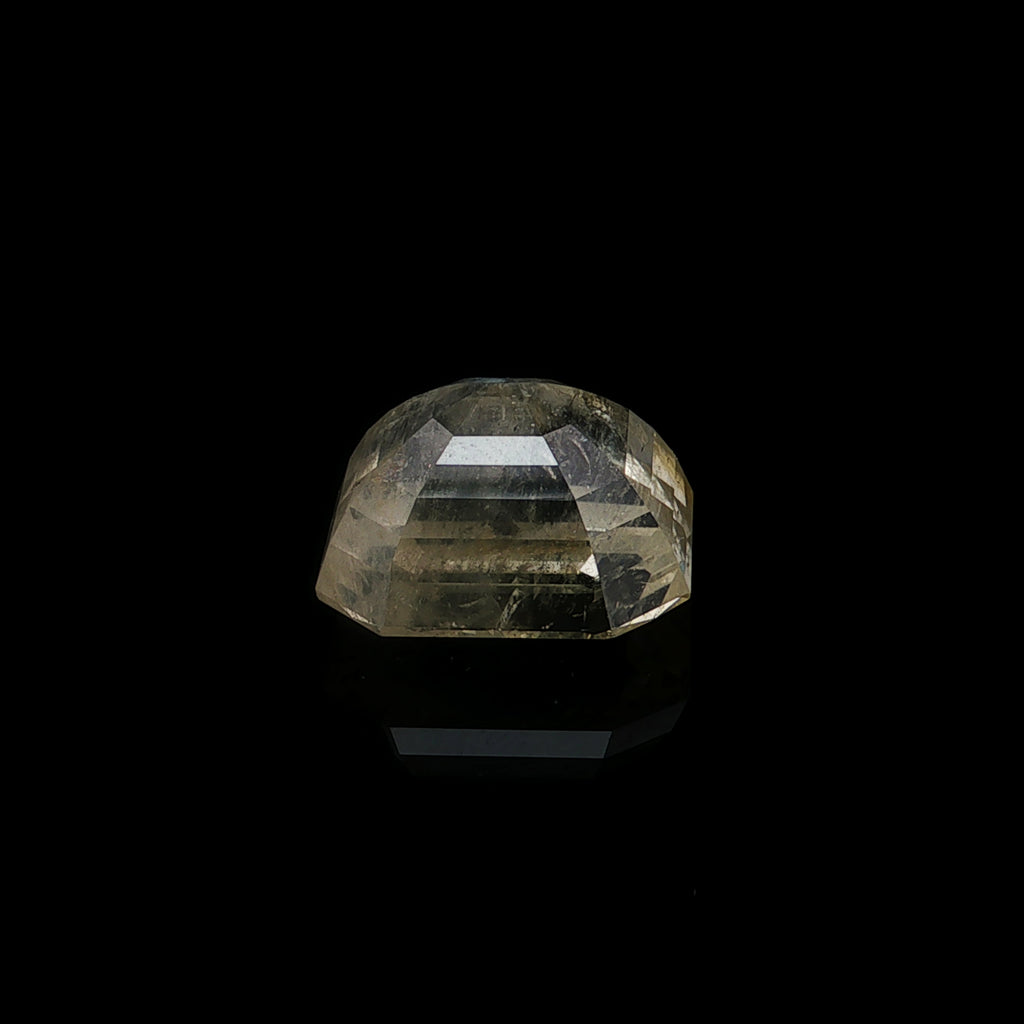 27.47 Cts Natural Light Yellow Sapphire