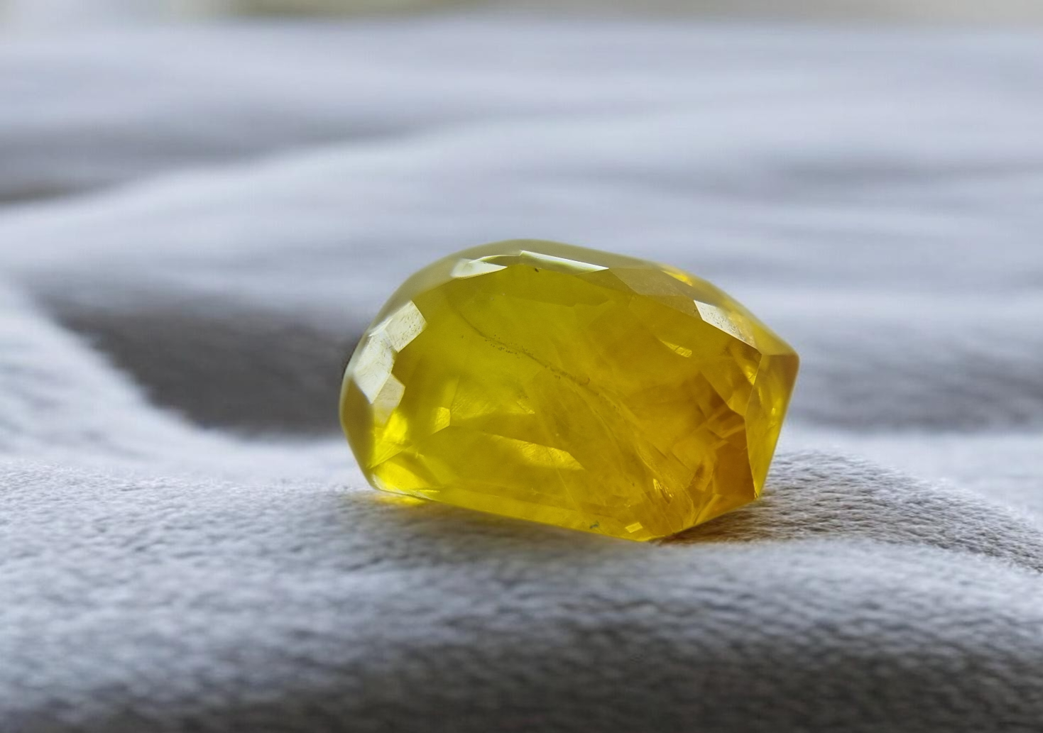 10.88 Carat Natural Thai Yellow Sapphire – Rectangle Cut, IDI Certified