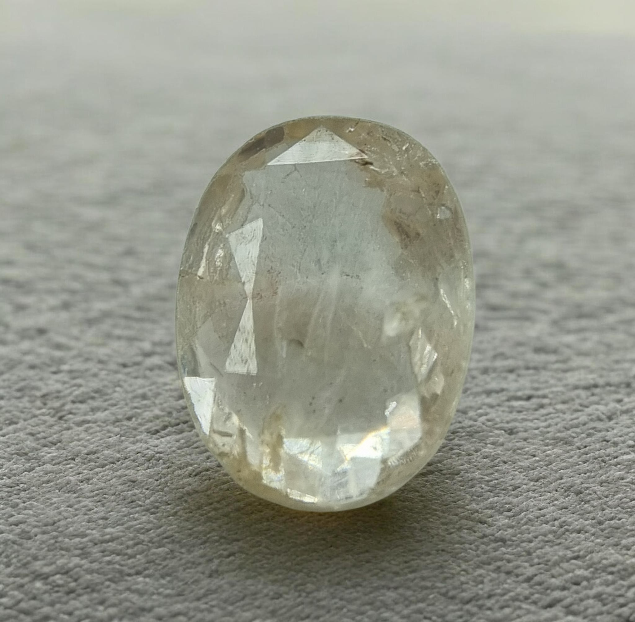 4.38 Cts Natural Ceylon Yellow Sapphire – Oval Cut