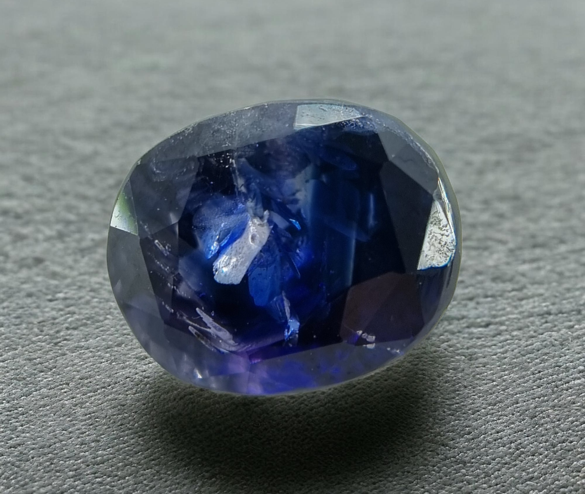 4.28 Cts Natural Kashmir Blue Sapphire – Oval Cut, DGLA Certified