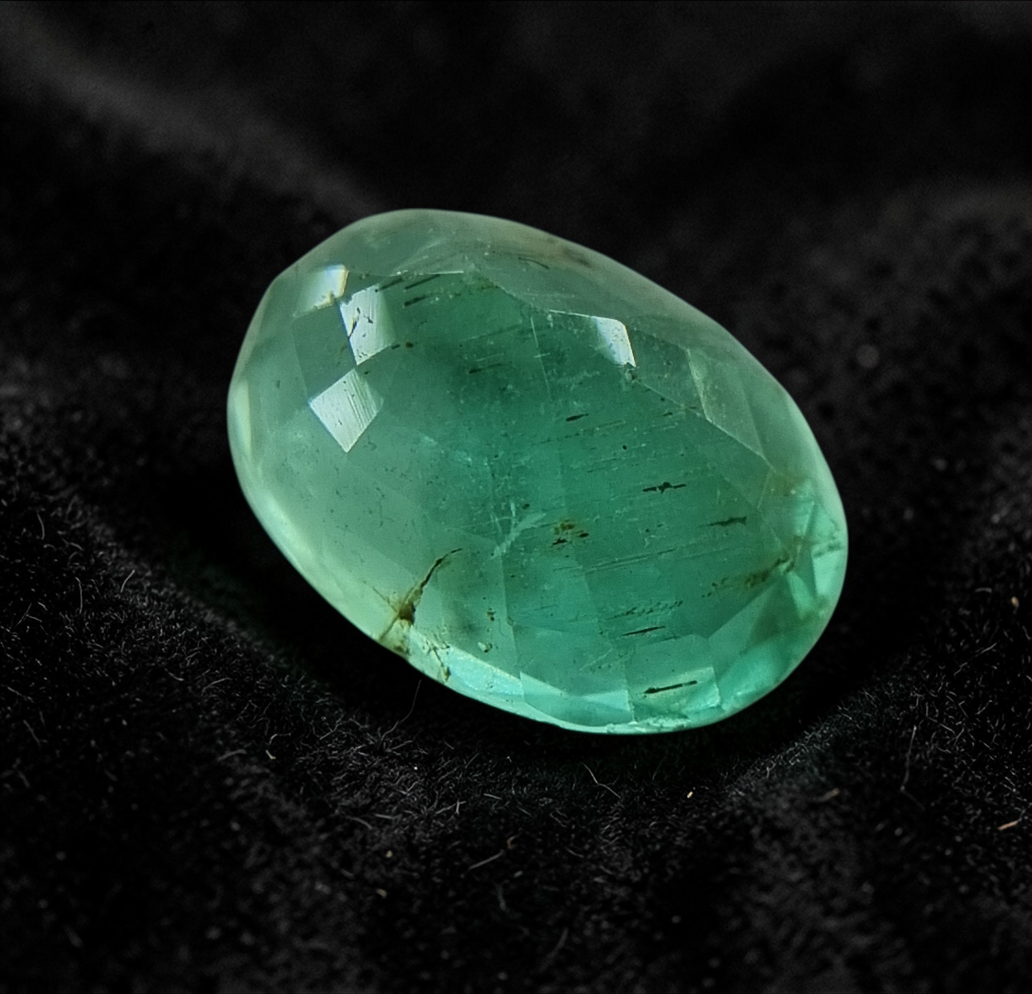 4.65 Cts Natural Zambian Emerald – Light Green, Oval Cut