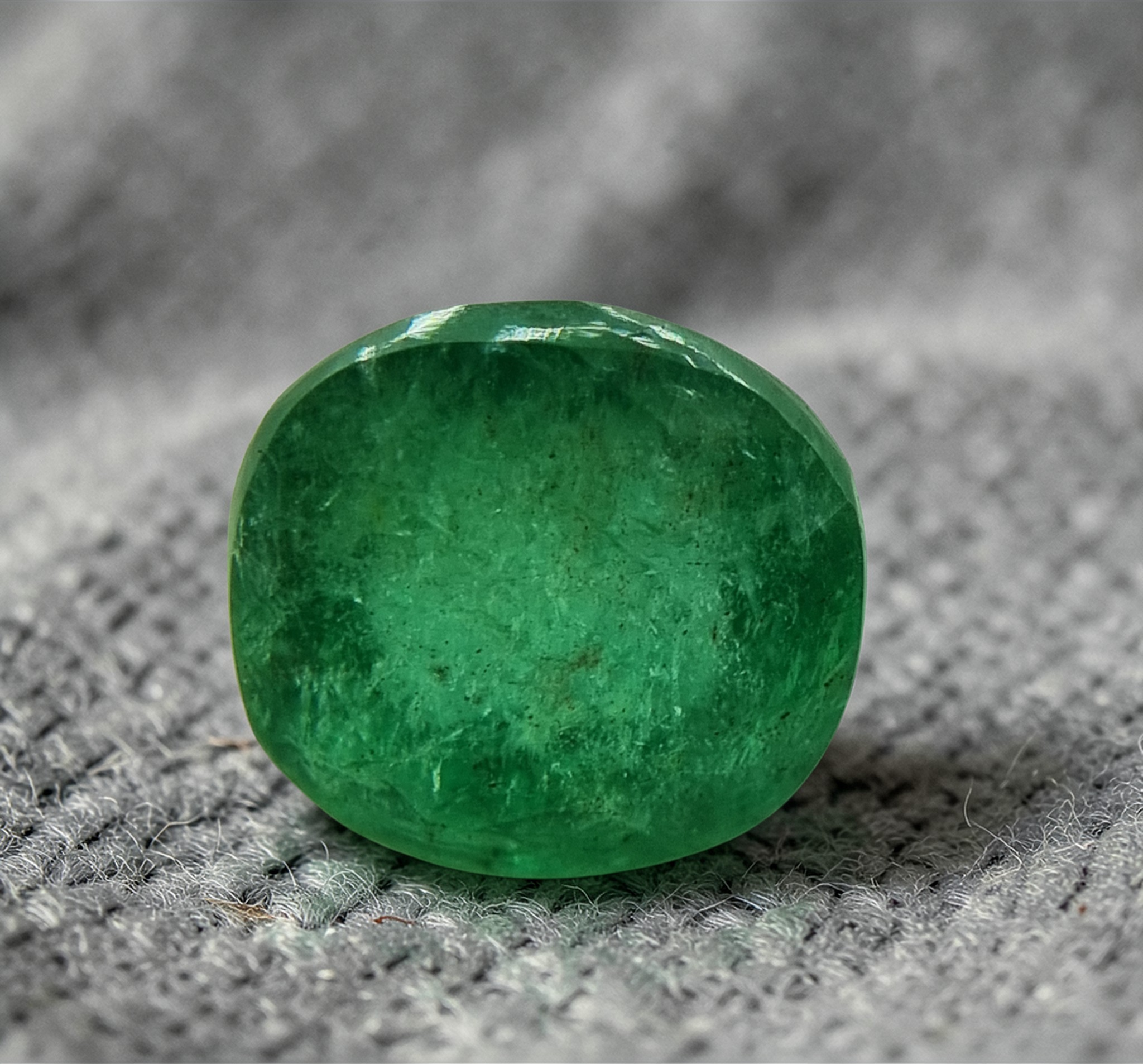 5.85 Cts Natural Zambian Emerald – Cushion Cut
