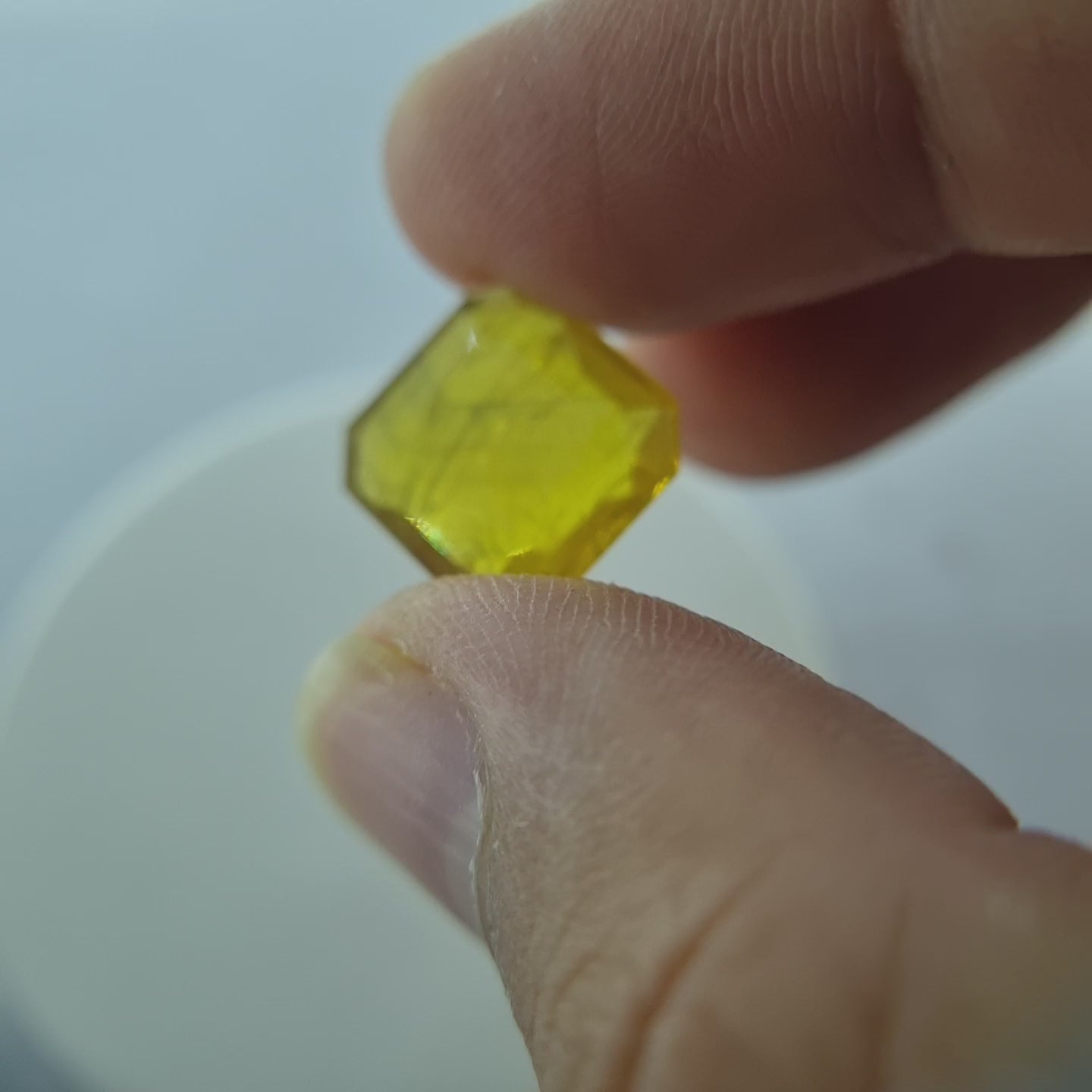 9.22 Cts Natural Thai Yellow Sapphire – Square Cut